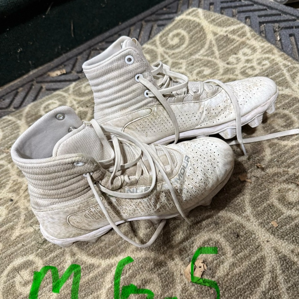 White High-Top under armor  Cleats